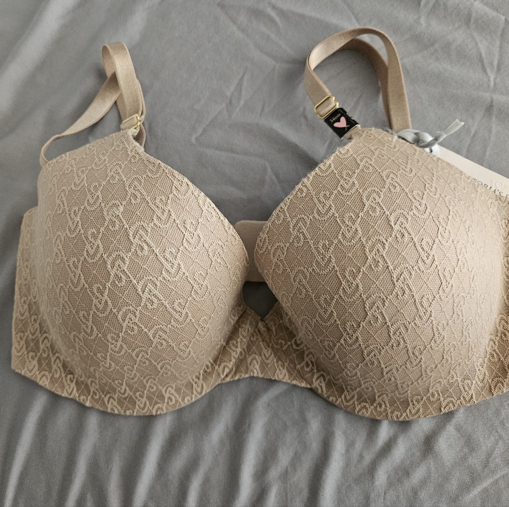 Victoria's Secret Nude Beige Lace T-Shirt Bra